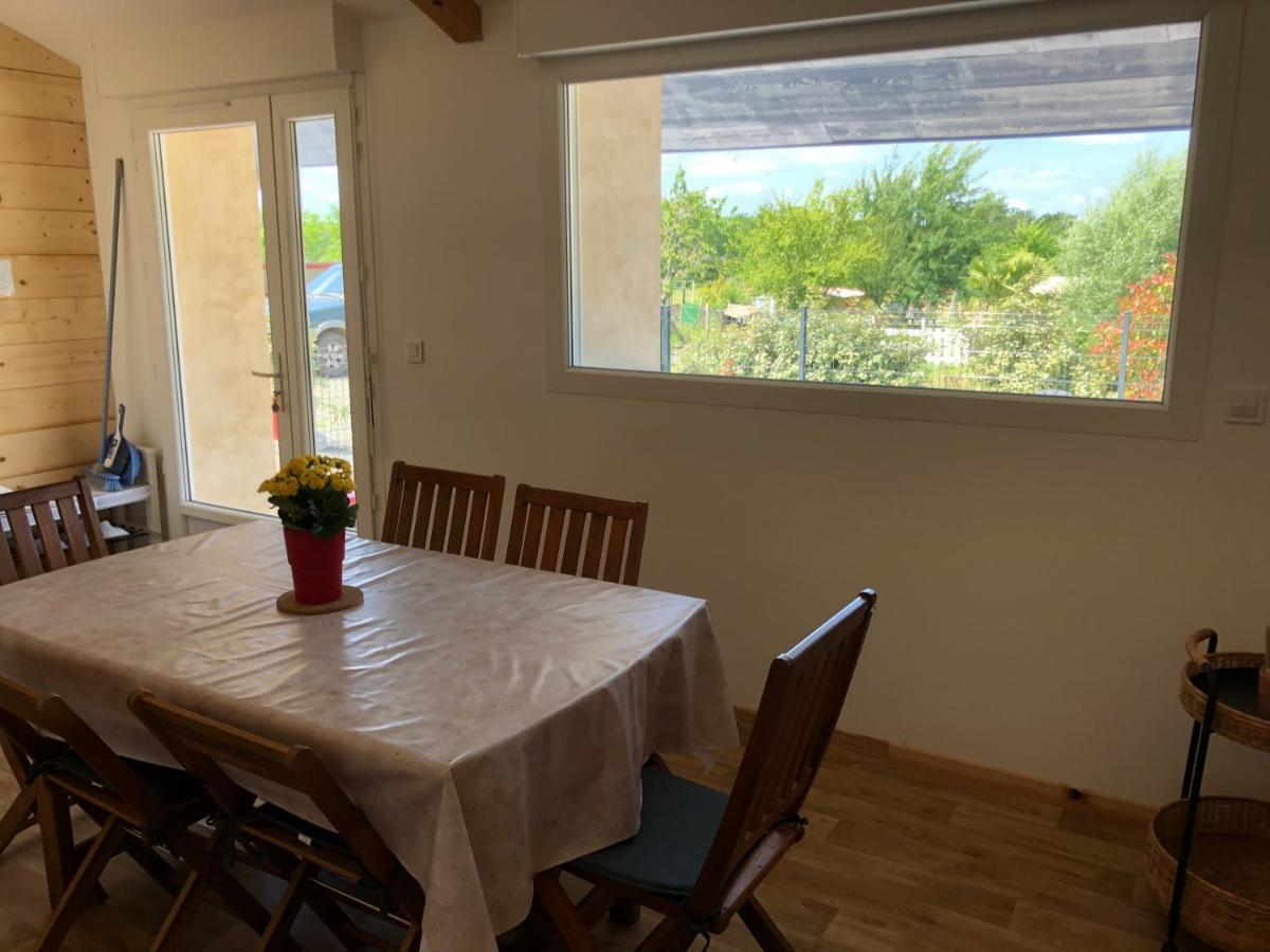 La Petite Ferme De Pouillon - Parc Animalier - Aire De Loisirs Bed & Breakfast Dış mekan fotoğraf