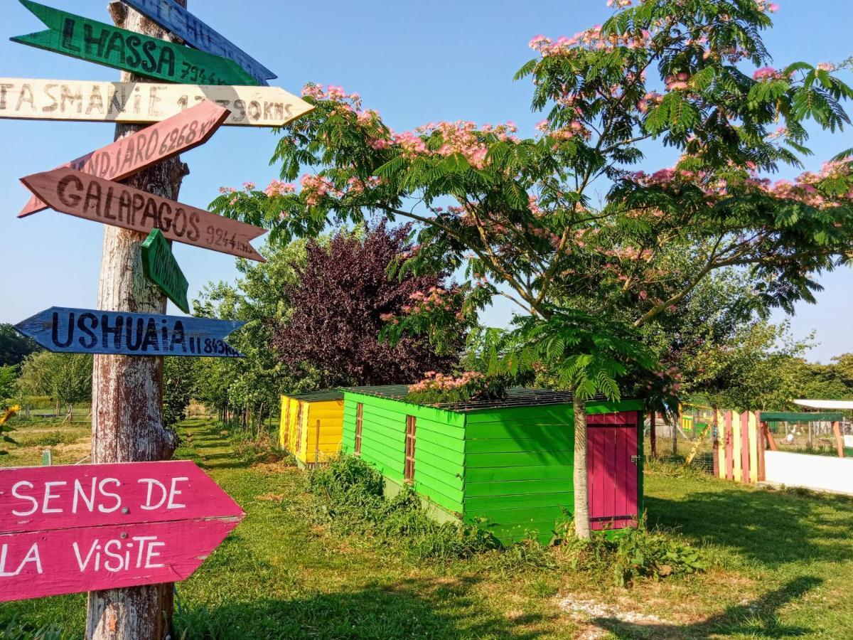La Petite Ferme De Pouillon - Parc Animalier - Aire De Loisirs Bed & Breakfast Dış mekan fotoğraf